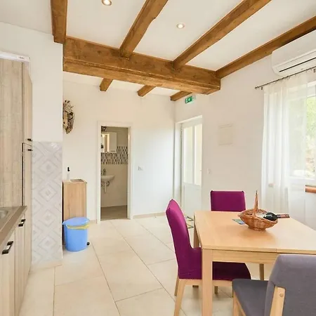 With Parking Spaces Babino Polje, Mljet - 22321 *